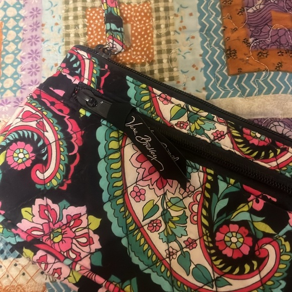 Vera Bradley Wristlet - Picture 4 of 4